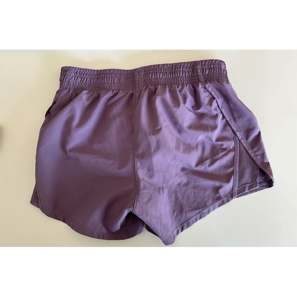 women’s nike dri-fit short size xs - Picture 2 of 3